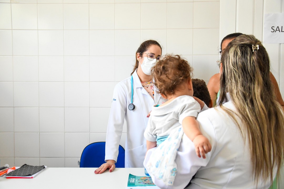 Areia Branca amplia quadro de pediatras e reforça atendimento para crianças