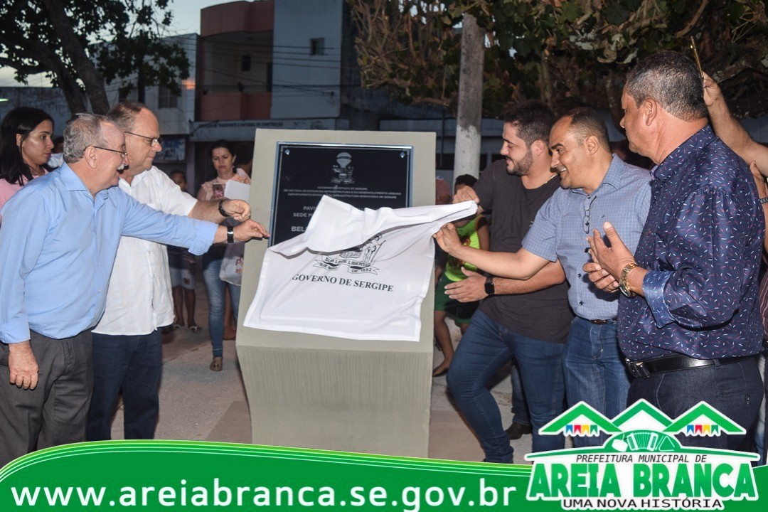 Governador Belivaldo e Prefeito Alan inauguram a pavimentação de 28 ruas de Areia Branca