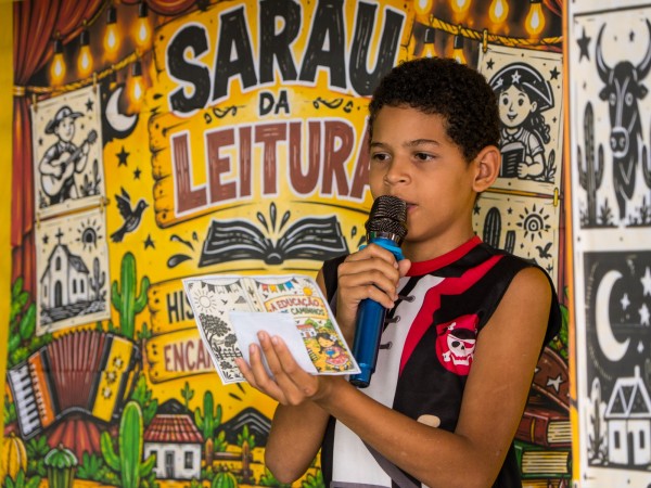 Sarau da Leitura valoriza talentos dos estudantes da Escola Rufino José, no Povoado Serra Comprida