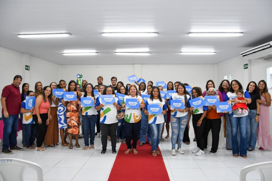 Prefeitura de Areia Branca entrega certificados de cursos profissionalizantes em parceria com o programa Qualifica Sergip
